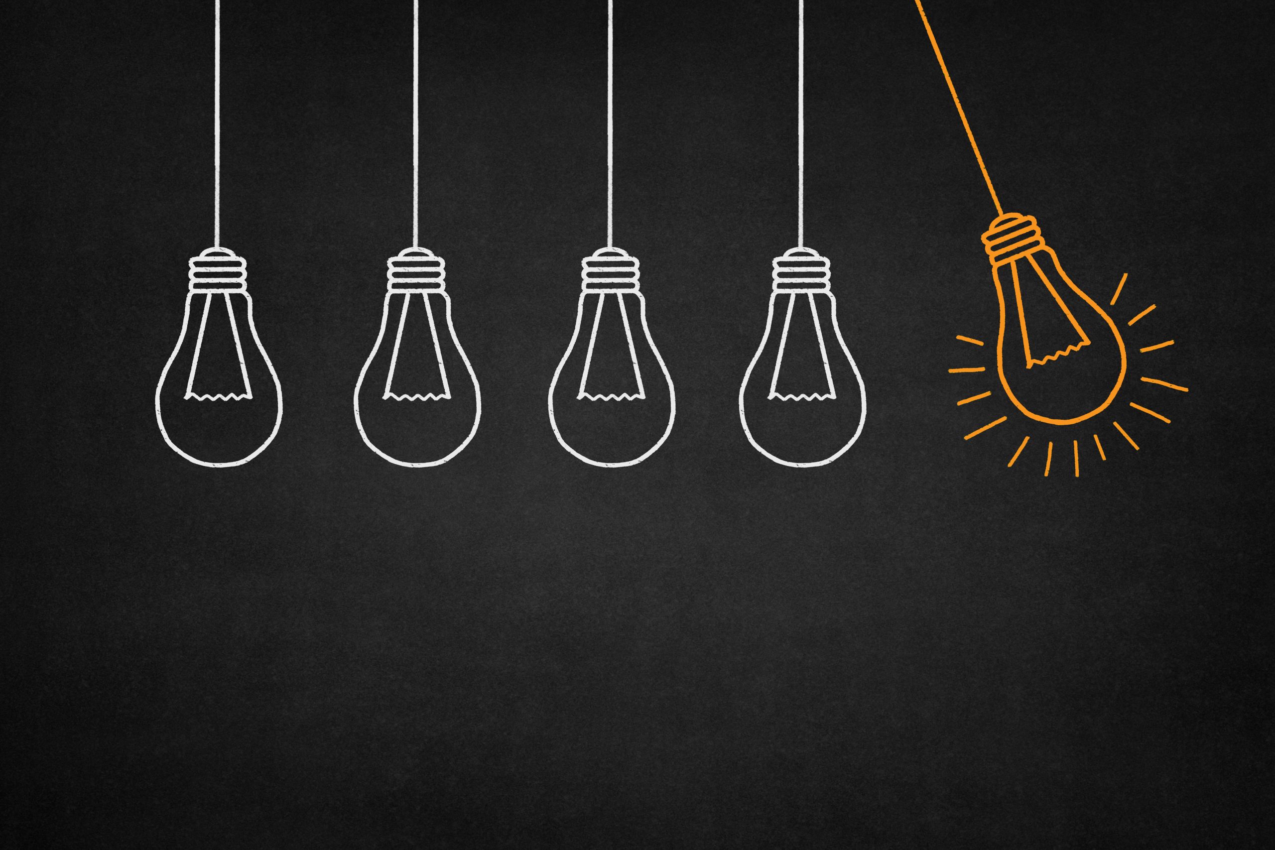 desenho de lampadas se referindo a ideias